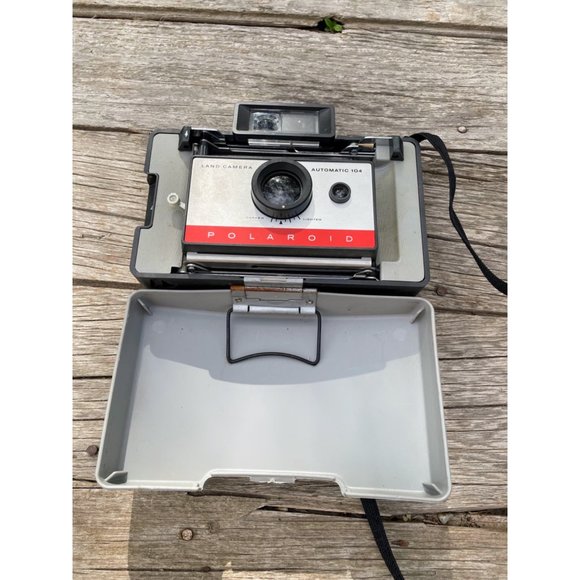Vintage 1960s Polaroid 104 Land Camera Untested Collectible Decor - Picture 13 of 16